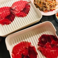 ดาดดีย์ สกลนคร หมูกะทะ ย่างเนย