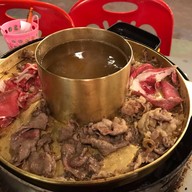 ดาดดีย์ สกลนคร หมูกะทะ ย่างเนย