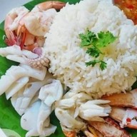 บ้านนานา