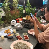 ดาดดีย์ สกลนคร หมูกะทะ ย่างเนย