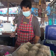 บรรยากาศ ป้าผา บะหมี่แห้ง