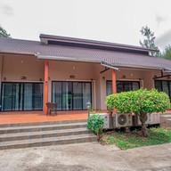 มวกเหล็กฟอเรสต์รีสอร์ท