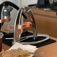 Slow Thrive： coffee house