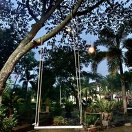 มวกเหล็กฟอเรสต์รีสอร์ท