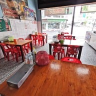 ป.โภชนา (ร้านปอข้าวมันไก่)