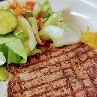 Qhun Qhun Kitchen ธาตุพนม