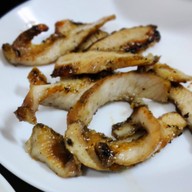 เมนูของร้าน ออนชอน หมูปลาร้า ยำ ส้มตำ อาหารตามสั่ง ราชดำเนิน ราชดำเนิน