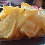 นายน้อย โรตีหอม (ตลาดแม่สไบทอง)