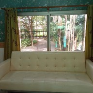 ห้วยขาแข้งคันทรี่โฮมรีสอร์ท