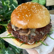 เมนูของร้าน Empire Burger