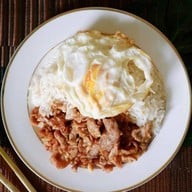 ร้านกับข้าวหน้าบ้าน