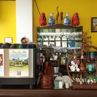 Mai Saigon Restaurant & Bar