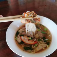 เมนูของร้าน ก๋วยเตี๋ยวหมูเจ๊จิ๋ม