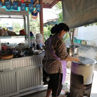 บรรยากาศ ก๋วยเตี๋ยวหมูเจ๊จิ๋ม