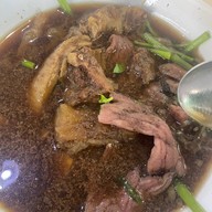 เนื้อตุ๋นพัฒนาการ 68 (Pattanakarn Braised Beef Soi 68)