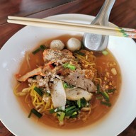 เมนูของร้าน ก๋วยเตี๋ยวหมูเจ๊จิ๋ม