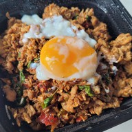 กะเพรากระทะเหล็ก [KAPHRAO IRON PAN] สาธุประดิษฐ์