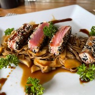 เมนูของร้าน Api restaurant