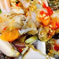 สุดแซ่บยำมะม่วงทะเลสด ม.กรุงเทพ