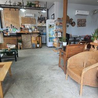 บาสต้าคาฟ่ คลอง4