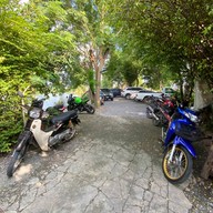 บึงบางรัก บ่อตกปลา & อาหาร