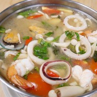 Living Room 28 Cafe & Restaurant