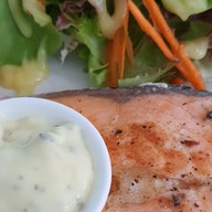 สเต๊กอารมดี ไม่มีสาขา