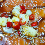 เฮงเฮียเฮีย แซลมอนดองซีอิ้วเกาหลี พิซซ่าญี่ปุ่น ข้าวหน้าหมูทอด สาขา2 โคกหม้อ แซ่บซี๊ด