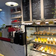 Papauno Viennoiserie & Bistro