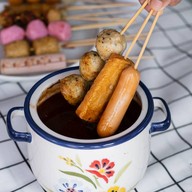 (น้ำท่วมเปิดปีหน้า) ลูกชิ้นปิ้งและหม่าล่า Byบ้านแม่คอฟฟี่ (ฮาลาล)