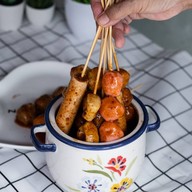 (น้ำท่วมเปิดปีหน้า) ลูกชิ้นปิ้งและหม่าล่า Byบ้านแม่คอฟฟี่ (ฮาลาล)