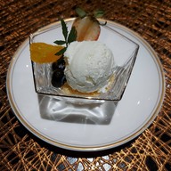 เมนูของร้าน Host. Late Night.