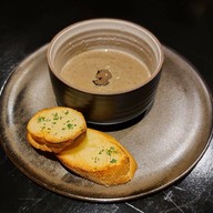 เมนูของร้าน Host. Late Night.