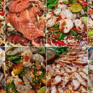 ซุปเปอร์ยำ ตำ เล้งแซ่บหม้อไฟ หลังม.รังสิต