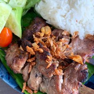 เมนูของร้าน ครวญ (Kruwn) ทอด ปิ้ง ย่าง สตรีทฟู้ด