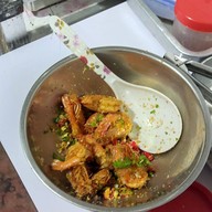ข้าวปลาแกะ พรกนก