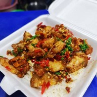 ตาเจ๋งผัดกะเพรา(สาขาหมู่บ้านรินทร์ทอง)