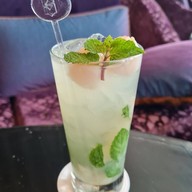 Lobby lounge โรงแรมแชงกรีลากรุงเทพฯ