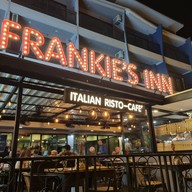 หน้าร้าน Frankie's Inn