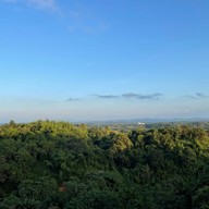 คาทิลิยาเมาท์เทนรีสอร์ทแอนด์สปา