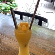 เมนูของร้าน Bonita cafe and social Club