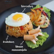 Swan cafe and eatery ตลาดบ้านใหม่