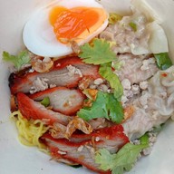 เส้นหมี่ไก่ฉีก อร่อยเละ พระโขนง