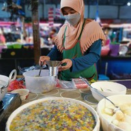 บรรยากาศ บัวลอย มะพร้าวน้ำหอม ไข่หวาน