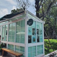 หน้าร้าน Reflect café ลาดกระบัง
