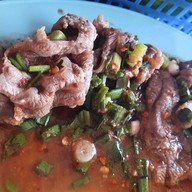 โจอี้ ลาบยโส