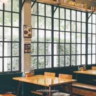 Beeru Bar & Bistro