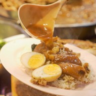 ขาหมูขั้นเทพ(สาขาแรกต้นตำรับย้ายมาจากตลาดตองแปด) สาขาแรกต้นตำรับ(ย้ายจากตองแปด)