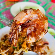 ผัดไทยถาด บ้านหมอแต๋ว