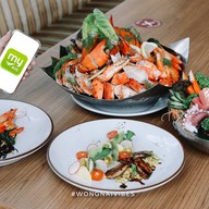 The Glass House โรงแรมอีสติน แกรนด์